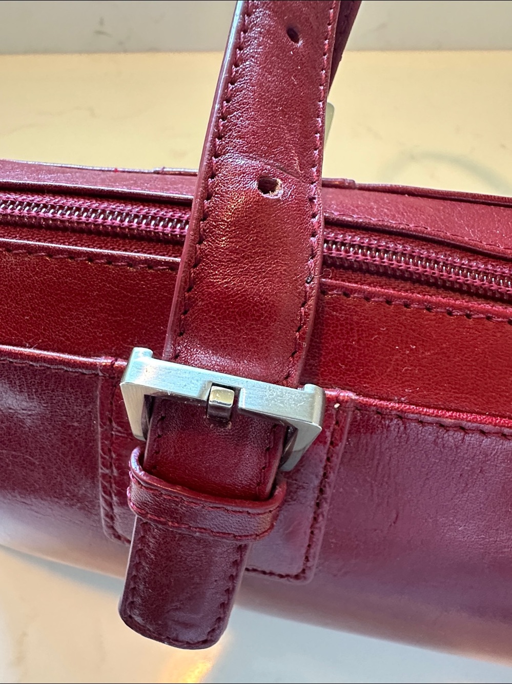 HOBO INTERNATIONAL Red Leather Zip-Top Handbag - Picture 10 of 15